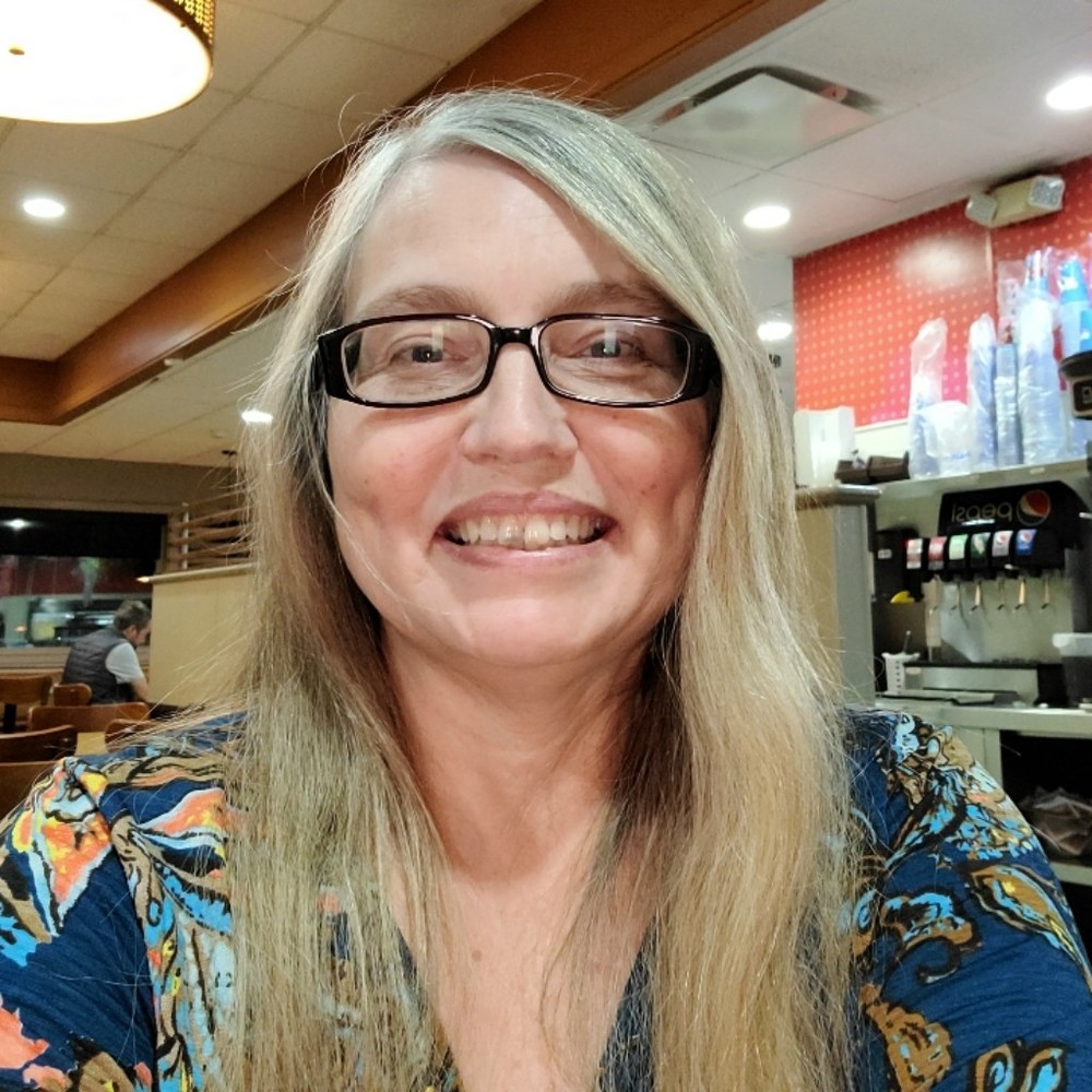Meet your Posher, Brenda